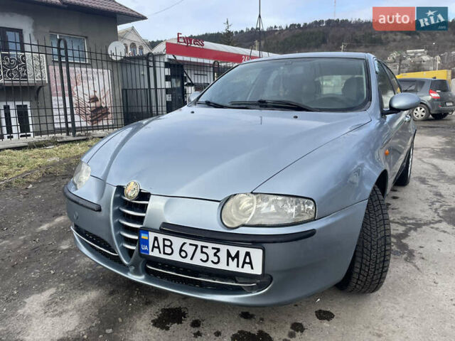 Синий Альфа Ромео 147, объемом двигателя 1.6 л и пробегом 274 тыс. км за 3150 $, фото 1 на Automoto.ua