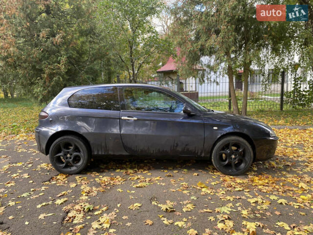 Синій Альфа Ромео 147, об'ємом двигуна 1.9 л та пробігом 322 тис. км за 3400 $, фото 5 на Automoto.ua