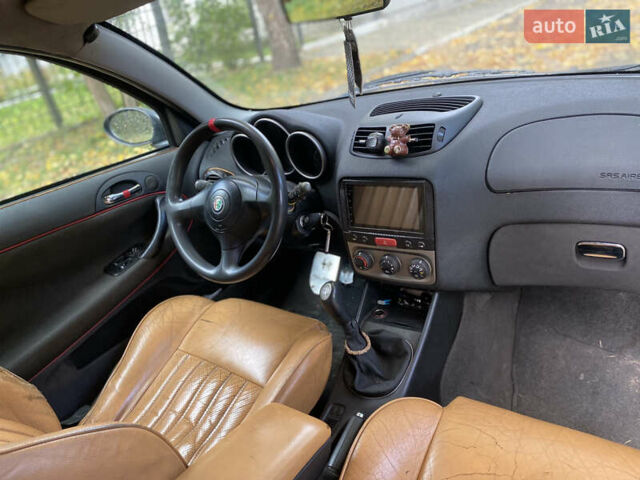 Синій Альфа Ромео 147, об'ємом двигуна 1.9 л та пробігом 322 тис. км за 3400 $, фото 9 на Automoto.ua