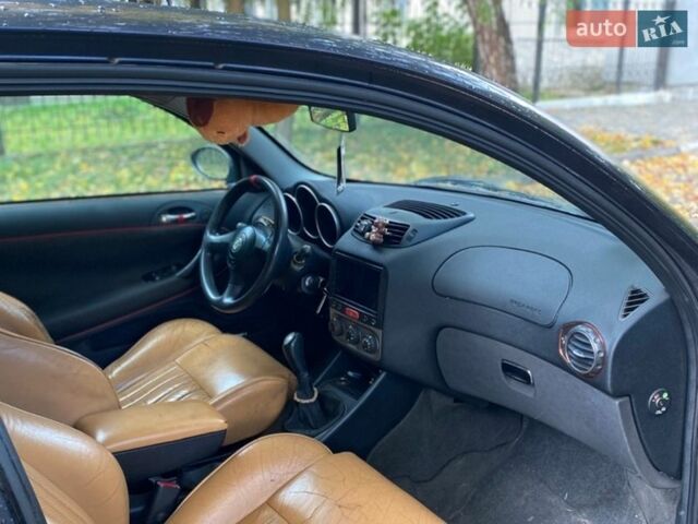 Синий Альфа Ромео 147, объемом двигателя 1.9 л и пробегом 326 тыс. км за 2650 $, фото 7 на Automoto.ua