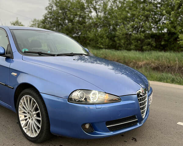 Синий Альфа Ромео 147, объемом двигателя 1.6 л и пробегом 270 тыс. км за 4100 $, фото 19 на Automoto.ua