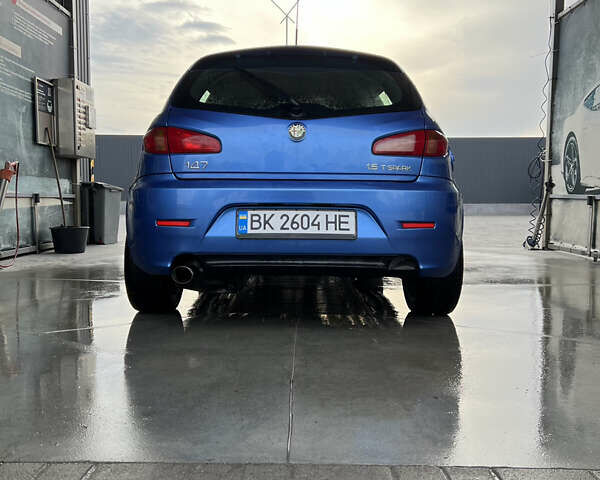 Синий Альфа Ромео 147, объемом двигателя 1.6 л и пробегом 270 тыс. км за 4100 $, фото 9 на Automoto.ua