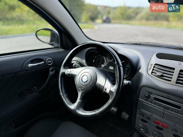 Синій Альфа Ромео 147, об'ємом двигуна 1.6 л та пробігом 270 тис. км за 4100 $, фото 15 на Automoto.ua