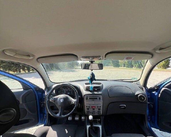 Синій Альфа Ромео 147, об'ємом двигуна 1.6 л та пробігом 0 тис. км за 3500 $, фото 1 на Automoto.ua