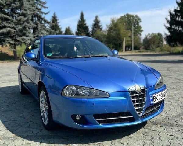 Синій Альфа Ромео 147, об'ємом двигуна 1.6 л та пробігом 0 тис. км за 3500 $, фото 9 на Automoto.ua