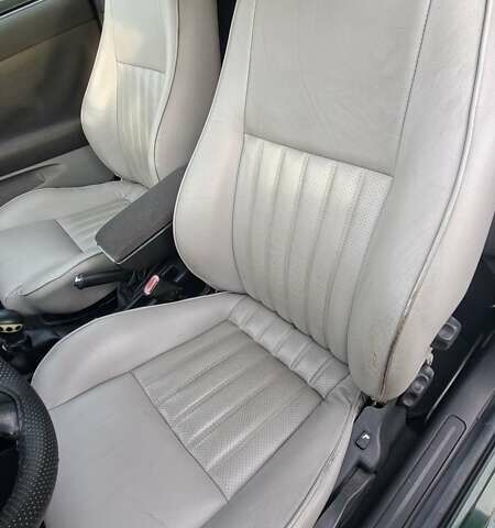 Зеленый Альфа Ромео 147, объемом двигателя 1.6 л и пробегом 189 тыс. км за 3500 $, фото 9 на Automoto.ua