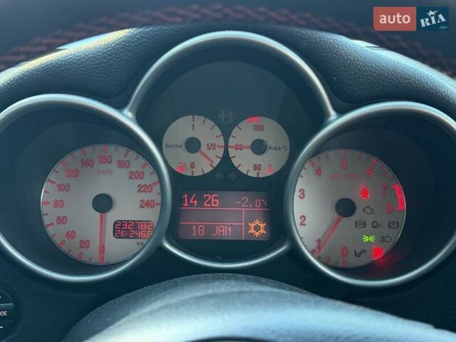 Зеленый Альфа Ромео 147, объемом двигателя 1.6 л и пробегом 232 тыс. км за 4200 $, фото 14 на Automoto.ua