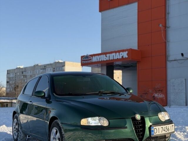 Зеленый Альфа Ромео 147, объемом двигателя 1.6 л и пробегом 235 тыс. км за 3500 $, фото 1 на Automoto.ua