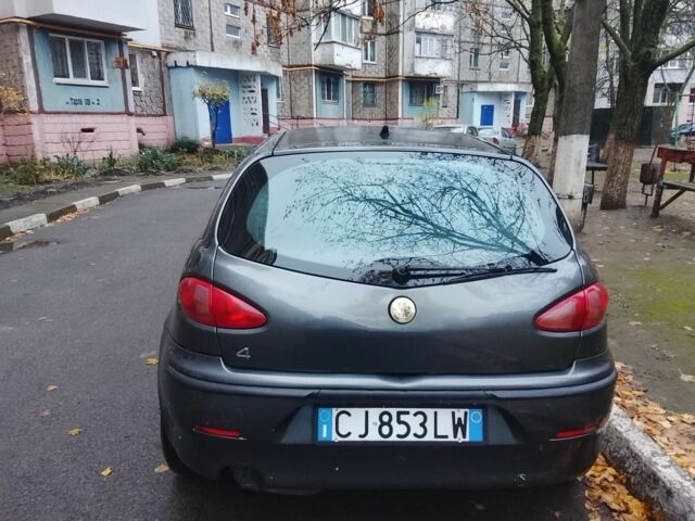 Зеленый Альфа Ромео 147, объемом двигателя 0 л и пробегом 255 тыс. км за 1600 $, фото 1 на Automoto.ua