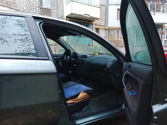 Зеленый Альфа Ромео 147, объемом двигателя 0 л и пробегом 255 тыс. км за 1600 $, фото 4 на Automoto.ua