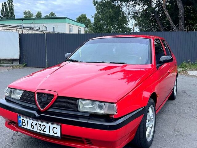 Червоний Альфа Ромео 155, об'ємом двигуна 2 л та пробігом 209 тис. км за 1100 $, фото 1 на Automoto.ua