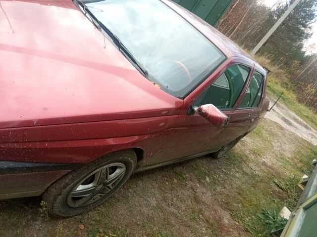 Красный Альфа Ромео 155, объемом двигателя 2 л и пробегом 255 тыс. км за 1500 $, фото 1 на Automoto.ua