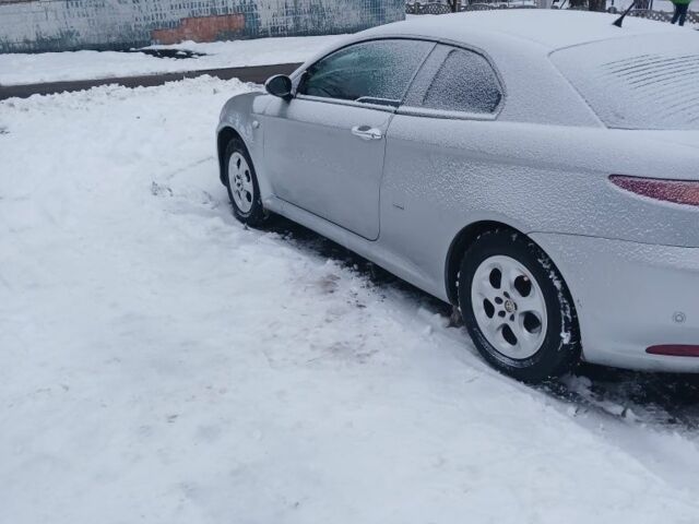 Сірий Альфа Ромео 155, об'ємом двигуна 2 л та пробігом 190 тис. км за 3999 $, фото 3 на Automoto.ua