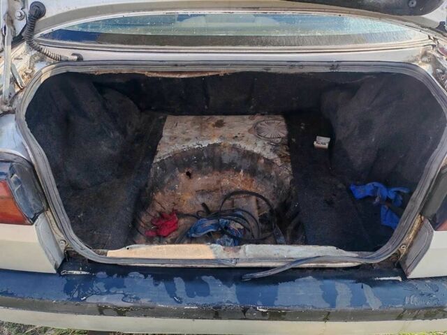 Сірий Альфа Ромео 155, об'ємом двигуна 1.7 л та пробігом 373 тис. км за 800 $, фото 9 на Automoto.ua