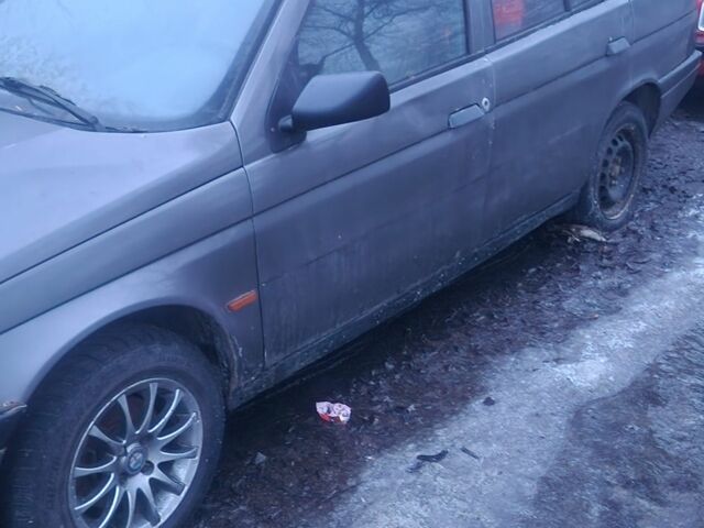 Сірий Альфа Ромео 155, об'ємом двигуна 0 л та пробігом 360 тис. км за 1000 $, фото 1 на Automoto.ua