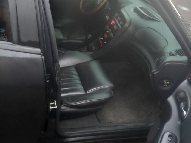 Чорний Альфа Ромео 156, об'ємом двигуна 0 л та пробігом 250 тис. км за 1377 $, фото 7 на Automoto.ua