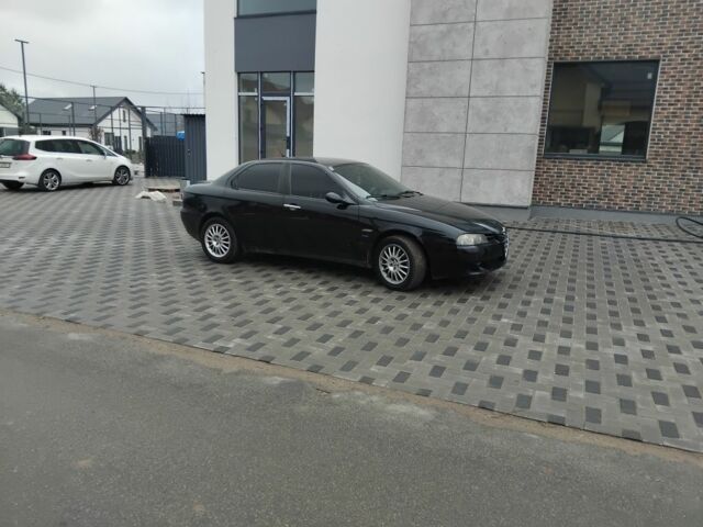 Черный Альфа Ромео 156, объемом двигателя 1.9 л и пробегом 324 тыс. км за 1800 $, фото 4 на Automoto.ua