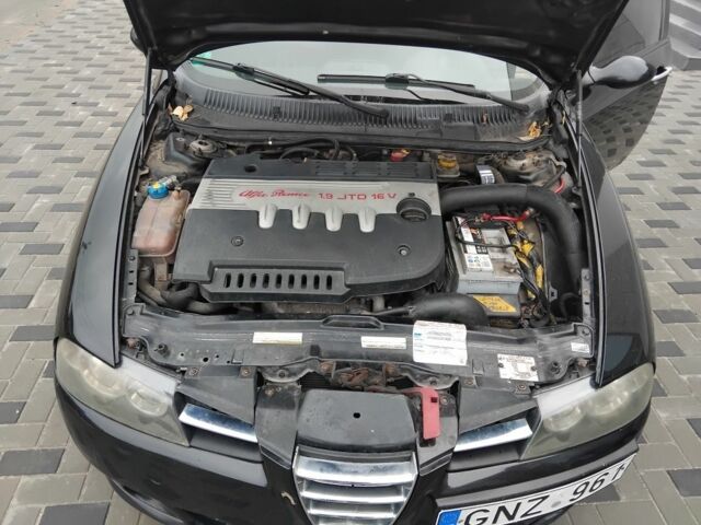 Черный Альфа Ромео 156, объемом двигателя 1.9 л и пробегом 300 тыс. км за 1900 $, фото 10 на Automoto.ua