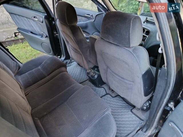 Черный Альфа Ромео 156, объемом двигателя 1.9 л и пробегом 331 тыс. км за 3000 $, фото 8 на Automoto.ua