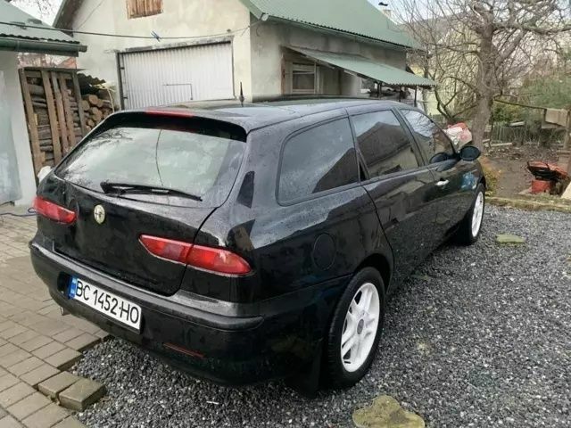Черный Альфа Ромео 156, объемом двигателя 2 л и пробегом 287 тыс. км за 1496 $, фото 2 на Automoto.ua