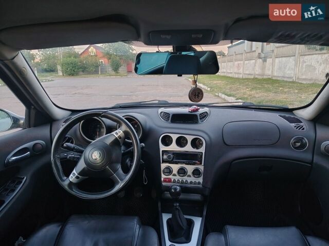 Чорний Альфа Ромео 156, об'ємом двигуна 1.9 л та пробігом 351 тис. км за 3650 $, фото 10 на Automoto.ua