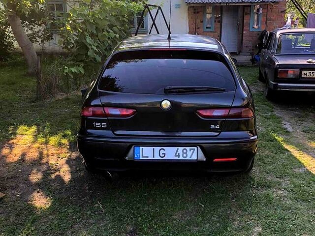 Черный Альфа Ромео 156, объемом двигателя 2.4 л и пробегом 300 тыс. км за 1500 $, фото 1 на Automoto.ua
