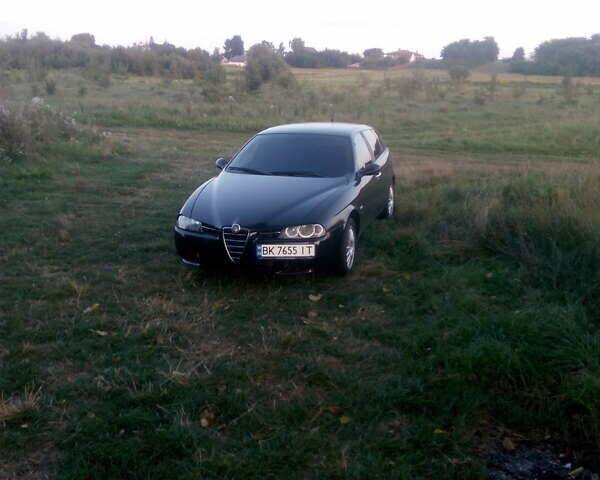 Черный Альфа Ромео 156, объемом двигателя 1.91 л и пробегом 320 тыс. км за 3300 $, фото 1 на Automoto.ua