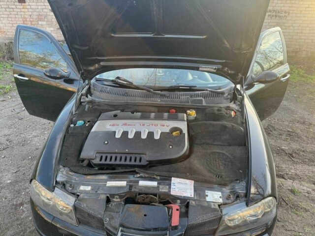 Черный Альфа Ромео 156, объемом двигателя 1.9 л и пробегом 3 тыс. км за 3300 $, фото 5 на Automoto.ua