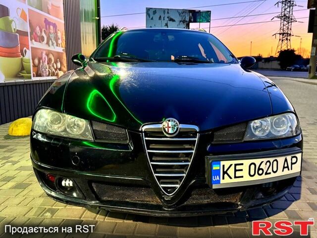 Чорний Альфа Ромео 156, об'ємом двигуна 1.9 л та пробігом 250 тис. км за 2700 $, фото 2 на Automoto.ua