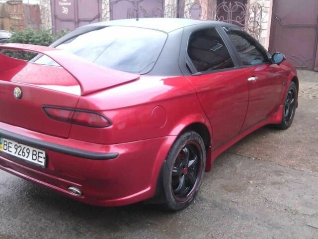 Червоний Альфа Ромео 156, об'ємом двигуна 2 л та пробігом 210 тис. км за 3589 $, фото 2 на Automoto.ua