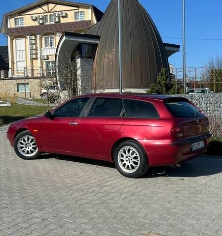 Красный Альфа Ромео 156, объемом двигателя 2 л и пробегом 288 тыс. км за 2800 $, фото 4 на Automoto.ua
