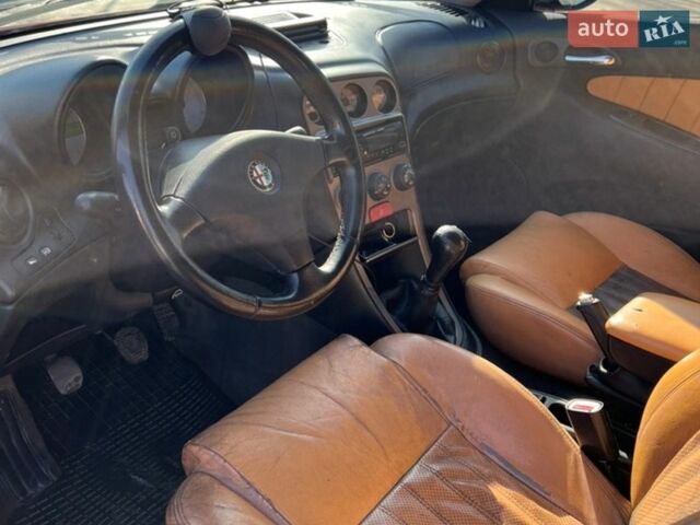 Красный Альфа Ромео 156, объемом двигателя 2 л и пробегом 288 тыс. км за 2499 $, фото 9 на Automoto.ua