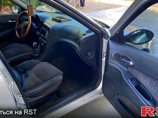 Серый Альфа Ромео 156, объемом двигателя 2.4 л и пробегом 350 тыс. км за 3500 $, фото 6 на Automoto.ua