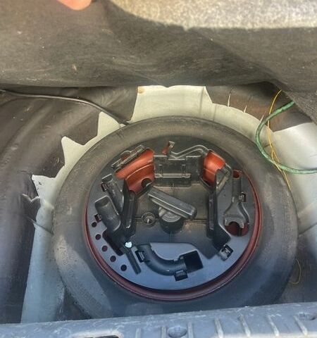 Серый Альфа Ромео 156, объемом двигателя 1.91 л и пробегом 400 тыс. км за 2000 $, фото 3 на Automoto.ua