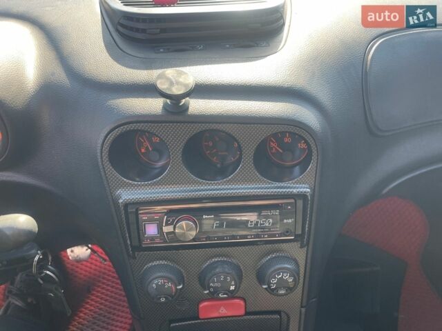 Серый Альфа Ромео 156, объемом двигателя 1.91 л и пробегом 400 тыс. км за 1500 $, фото 9 на Automoto.ua