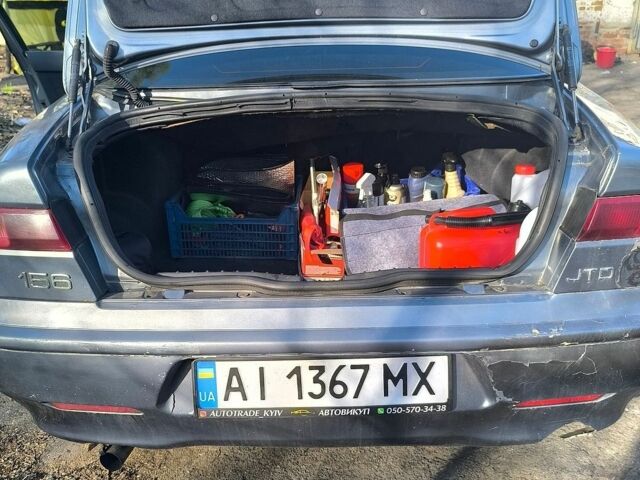 Сірий Альфа Ромео 156, об'ємом двигуна 1.91 л та пробігом 420 тис. км за 2000 $, фото 24 на Automoto.ua