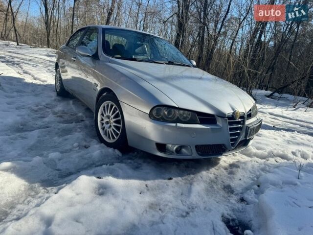 Серый Альфа Ромео 156, объемом двигателя 1.91 л и пробегом 304 тыс. км за 3500 $, фото 1 на Automoto.ua