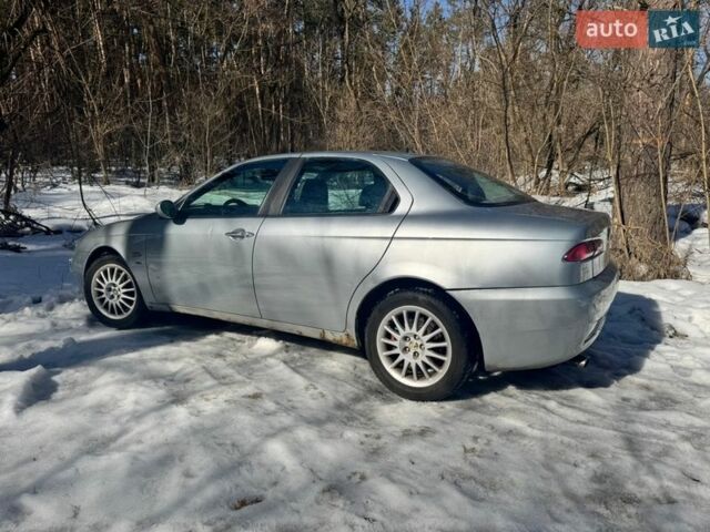 Серый Альфа Ромео 156, объемом двигателя 1.91 л и пробегом 304 тыс. км за 3500 $, фото 3 на Automoto.ua