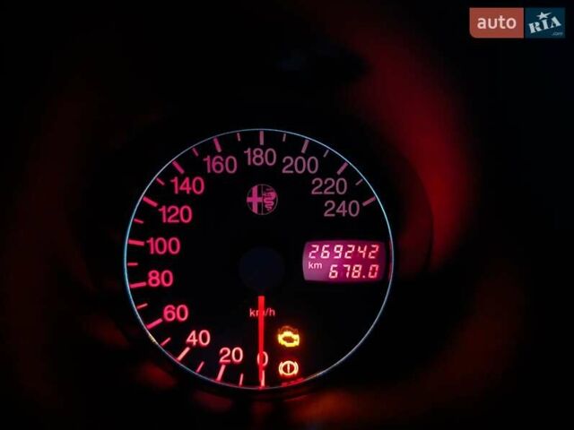 Серый Альфа Ромео 156, объемом двигателя 2 л и пробегом 269 тыс. км за 3600 $, фото 17 на Automoto.ua