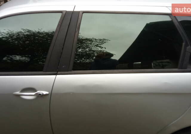 Серый Альфа Ромео 156, объемом двигателя 1.9 л и пробегом 320 тыс. км за 3300 $, фото 6 на Automoto.ua