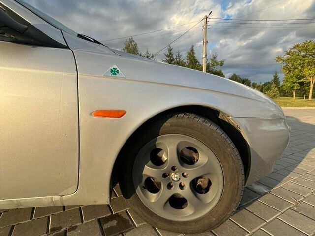 Сірий Альфа Ромео 156, об'ємом двигуна 1.9 л та пробігом 309 тис. км за 3300 $, фото 4 на Automoto.ua