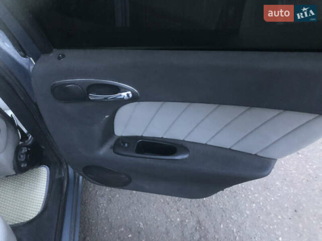 Серый Альфа Ромео 156, объемом двигателя 1.91 л и пробегом 320 тыс. км за 3800 $, фото 5 на Automoto.ua