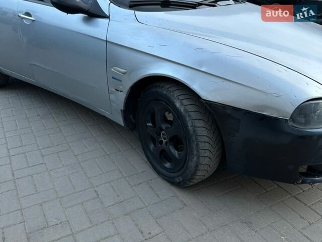 Серый Альфа Ромео 156, объемом двигателя 1.9 л и пробегом 205 тыс. км за 2263 $, фото 3 на Automoto.ua