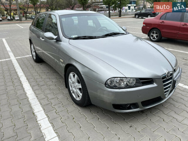 Серый Альфа Ромео 156, объемом двигателя 1.91 л и пробегом 355 тыс. км за 5600 $, фото 3 на Automoto.ua