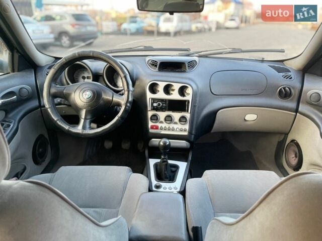 Серый Альфа Ромео 156, объемом двигателя 1.9 л и пробегом 332 тыс. км за 2700 $, фото 26 на Automoto.ua