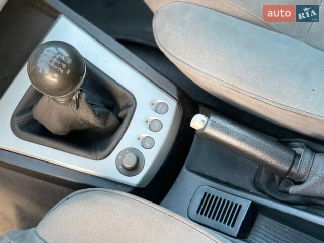 Серый Альфа Ромео 156, объемом двигателя 1.9 л и пробегом 332 тыс. км за 2700 $, фото 18 на Automoto.ua