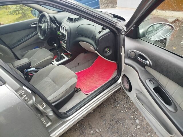 Серый Альфа Ромео 156, объемом двигателя 1.9 л и пробегом 300 тыс. км за 2999 $, фото 9 на Automoto.ua