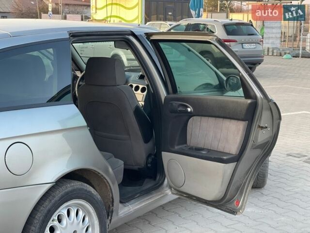 Серый Альфа Ромео 156, объемом двигателя 1.9 л и пробегом 332 тыс. км за 2700 $, фото 22 на Automoto.ua