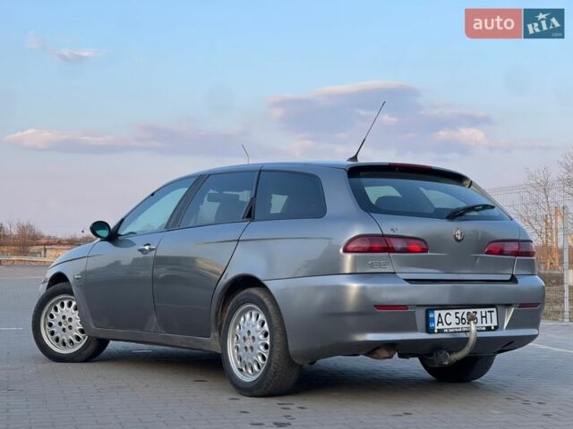 Серый Альфа Ромео 156, объемом двигателя 1.9 л и пробегом 332 тыс. км за 2700 $, фото 5 на Automoto.ua