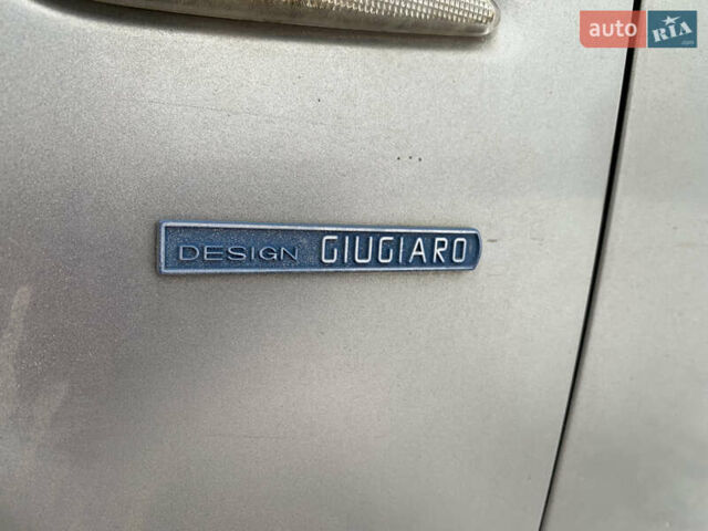 Серый Альфа Ромео 156, объемом двигателя 1.91 л и пробегом 310 тыс. км за 2900 $, фото 22 на Automoto.ua